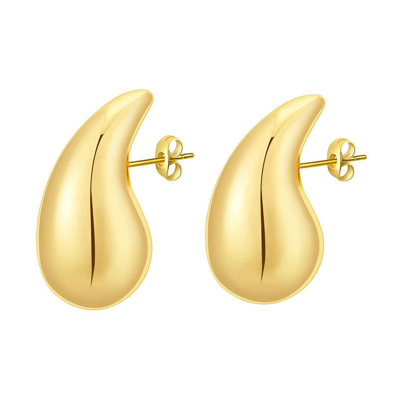 Elegant Gold Earring for Every Occasion