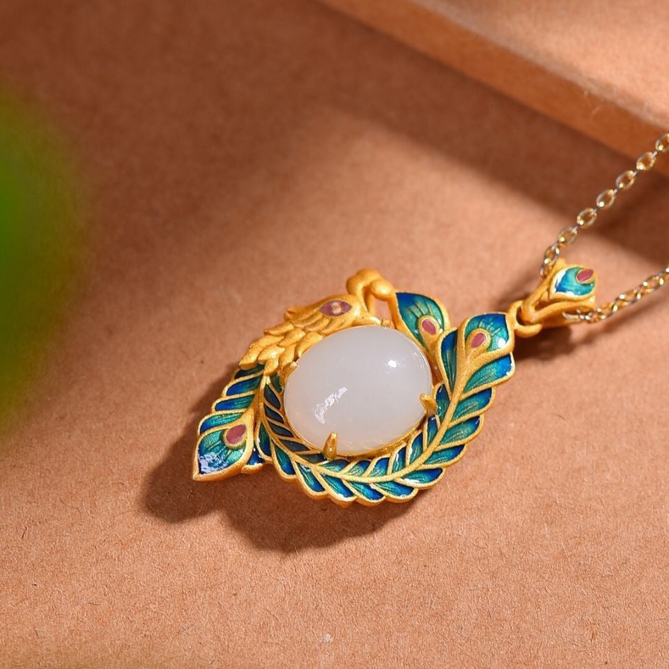 Classic Gold Necklace with Timeless Appeal