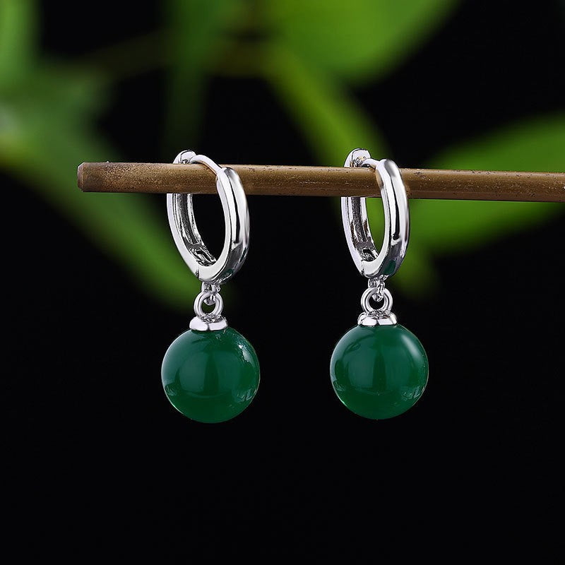 Charming Silver Earring for Any Occasion