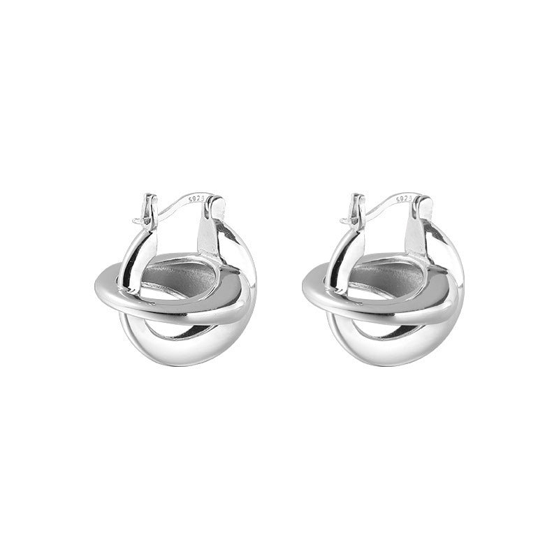 Charming Earring for Any Occasion