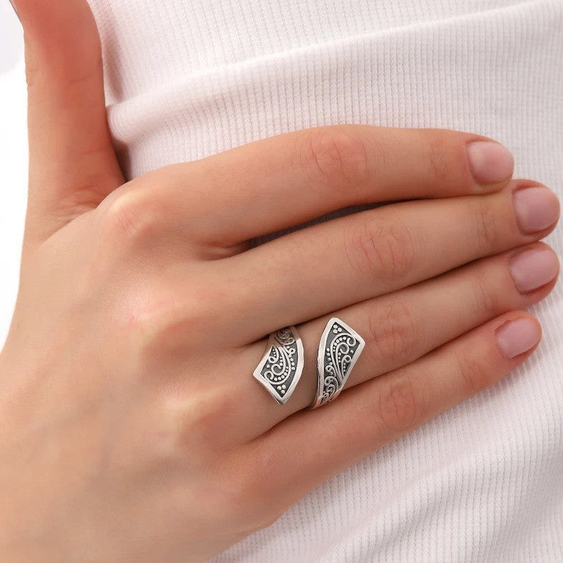 Delicate Artisan Ring