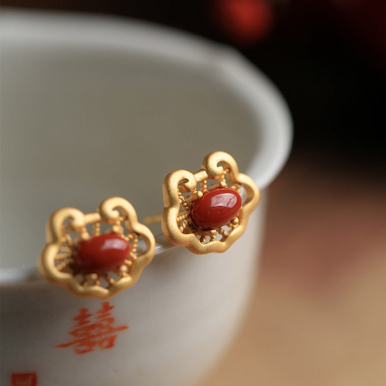 Romantic Silver Earring for Special Moments