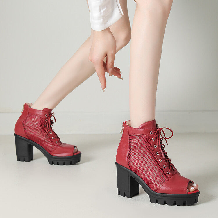 Chic Orthopedic Sandals with Unique Design