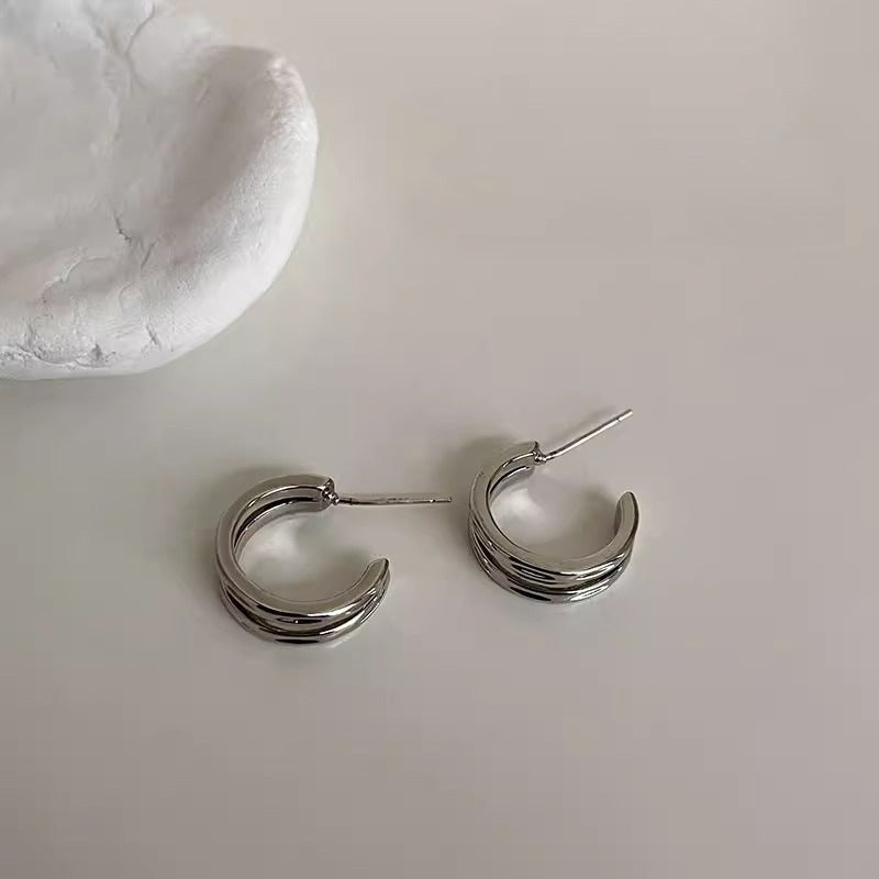 Classic Earring with Timeless Appeal