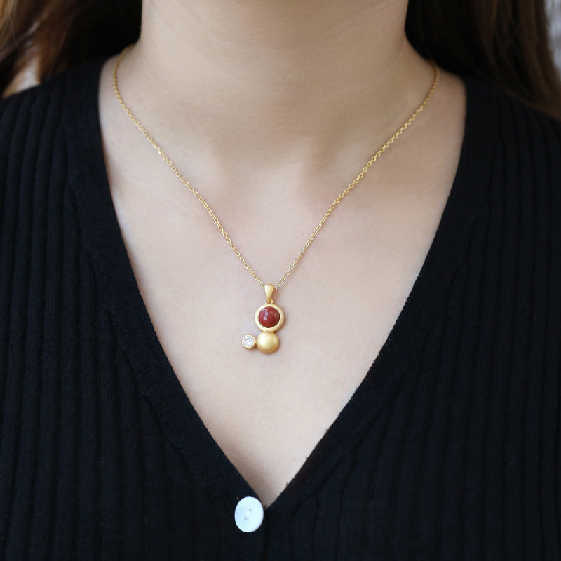 Beautiful Silver Necklace with Unique Style