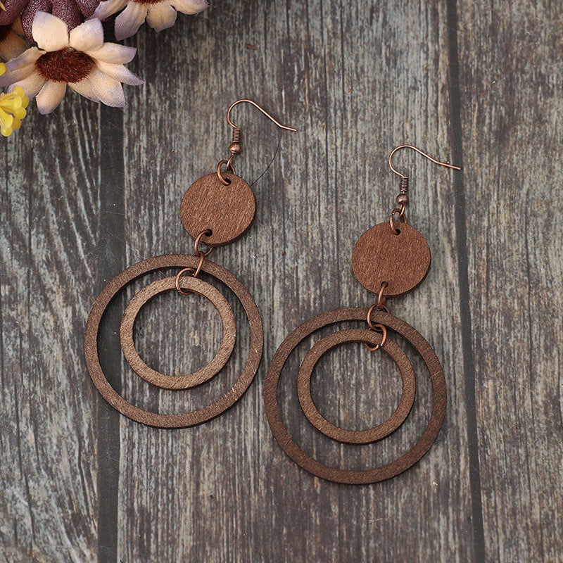 Charming Earring for Any Occasion