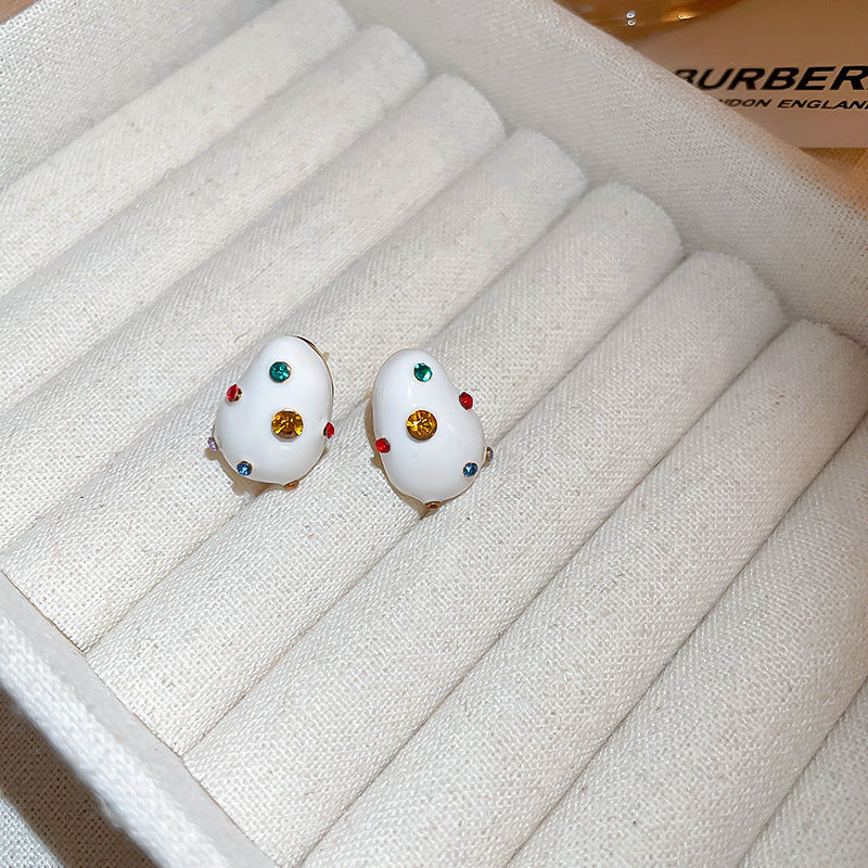 Charming Earring for Any Occasion