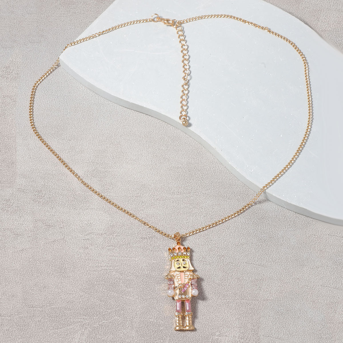 Charming Necklace for Any Occasion