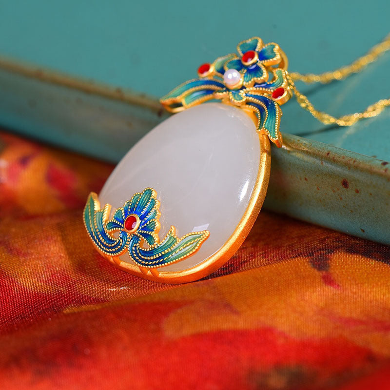 Stunning Gold Necklace for Daily Wear