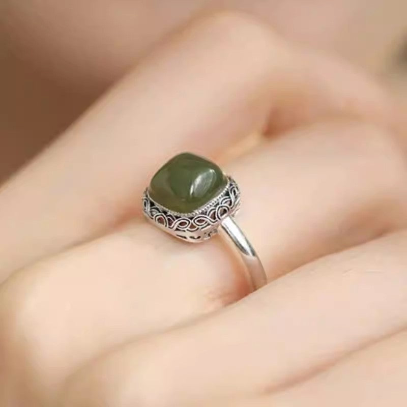 Elegant Piece for Every Occasion