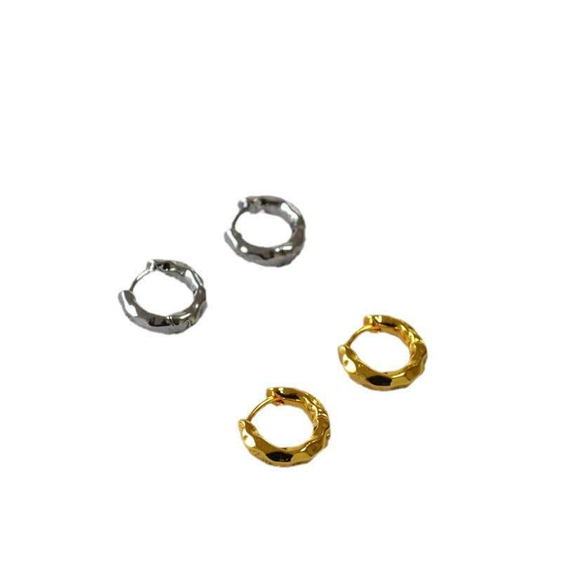 Beautiful Gold Earring with Unique Style