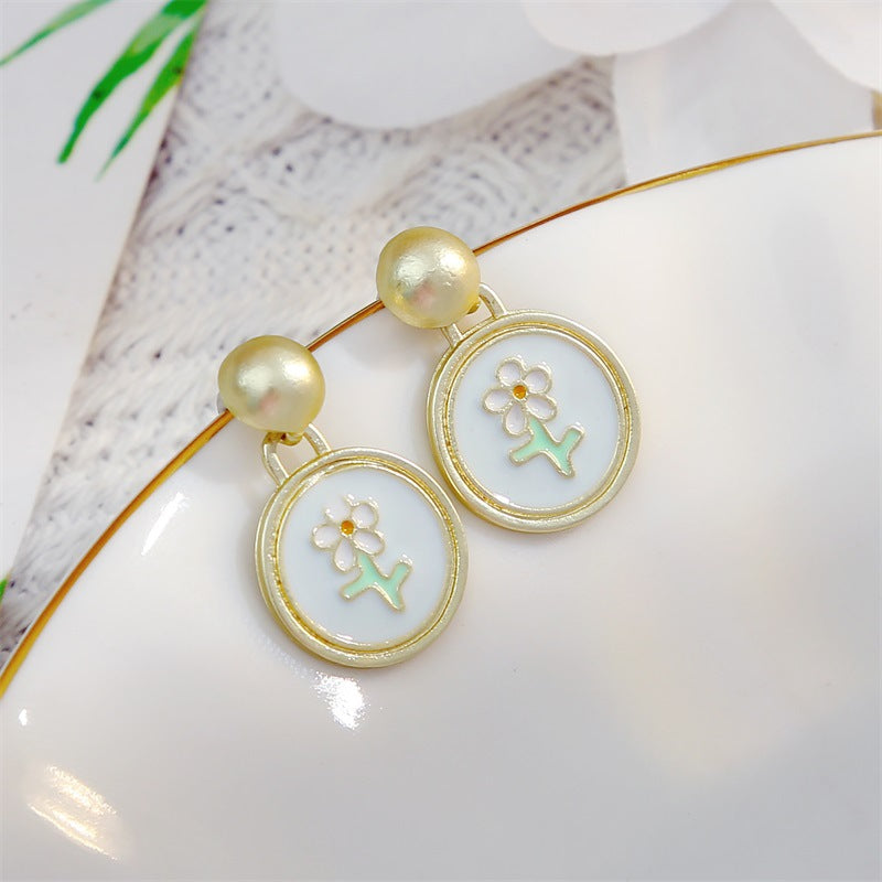 Vintage Handmade Earring