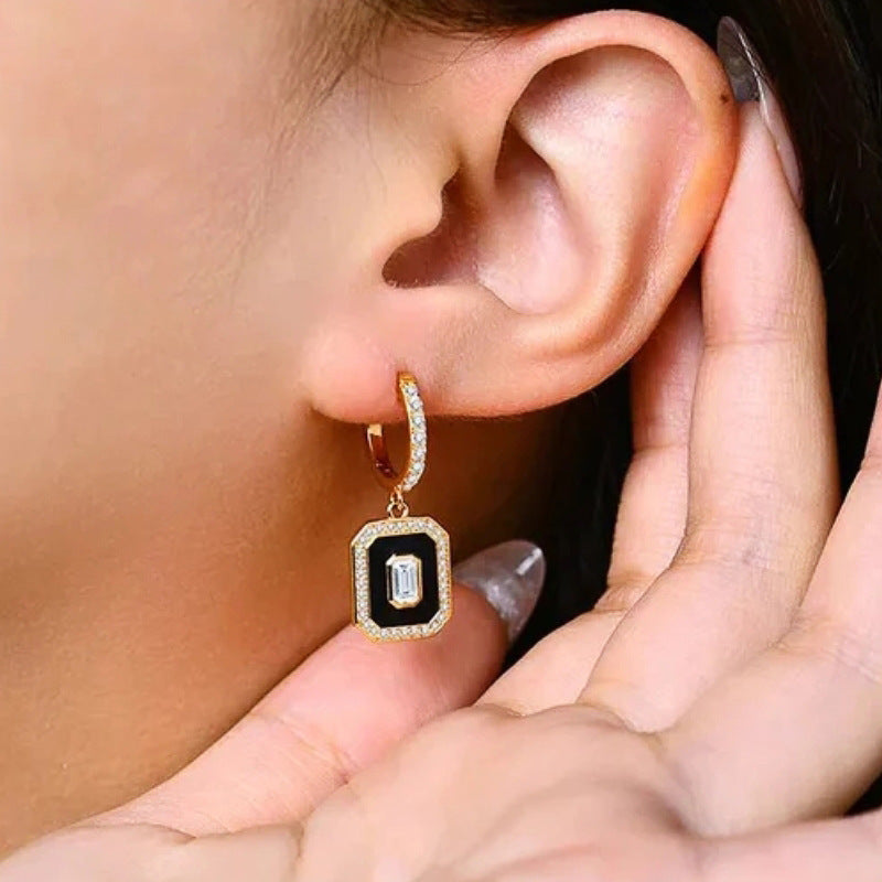 Classic Earring with Timeless Appeal