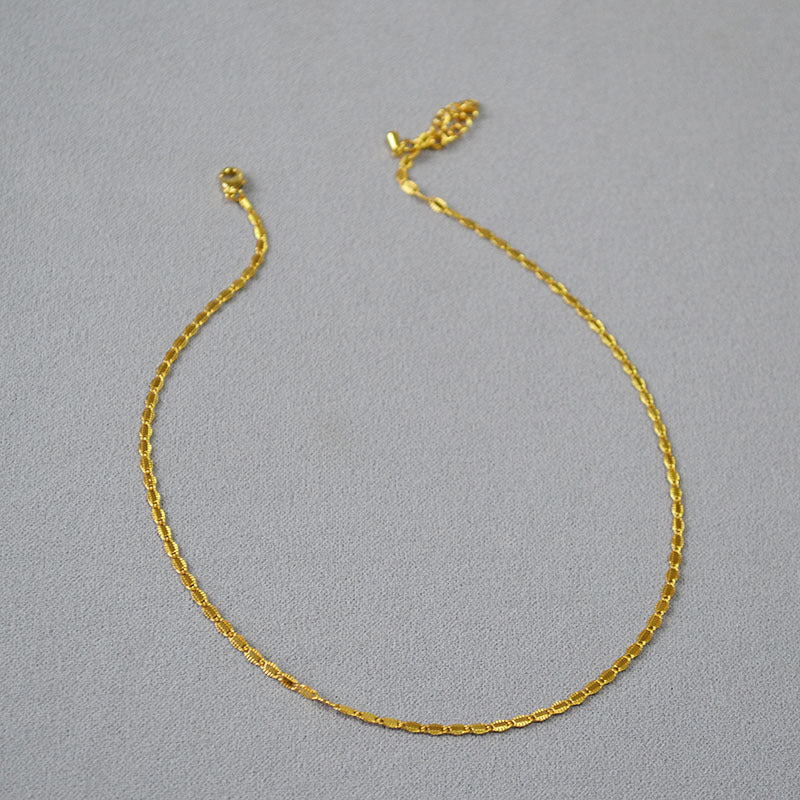 Stunning Gold Necklace for Daily Wear