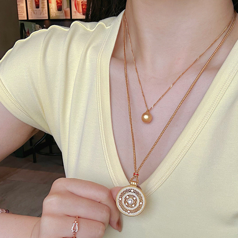 Charming Piece for Any Occasion