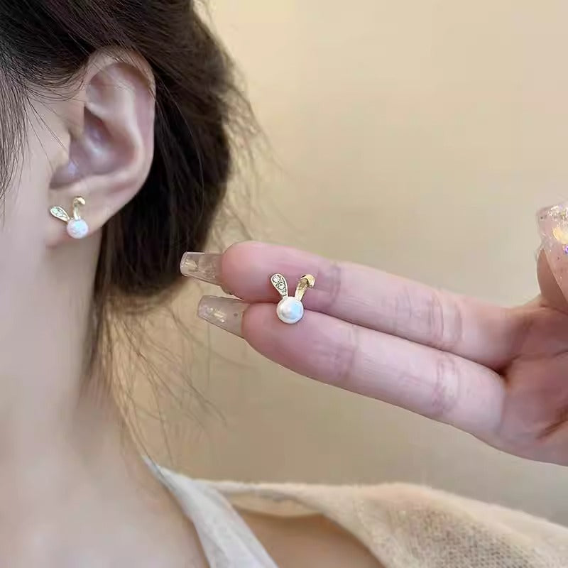 Delicate Artisan Pearl Earring