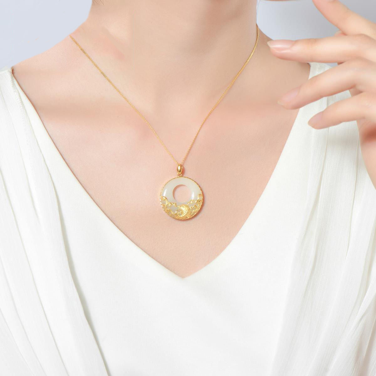 Stunning Necklace for Daily Wear