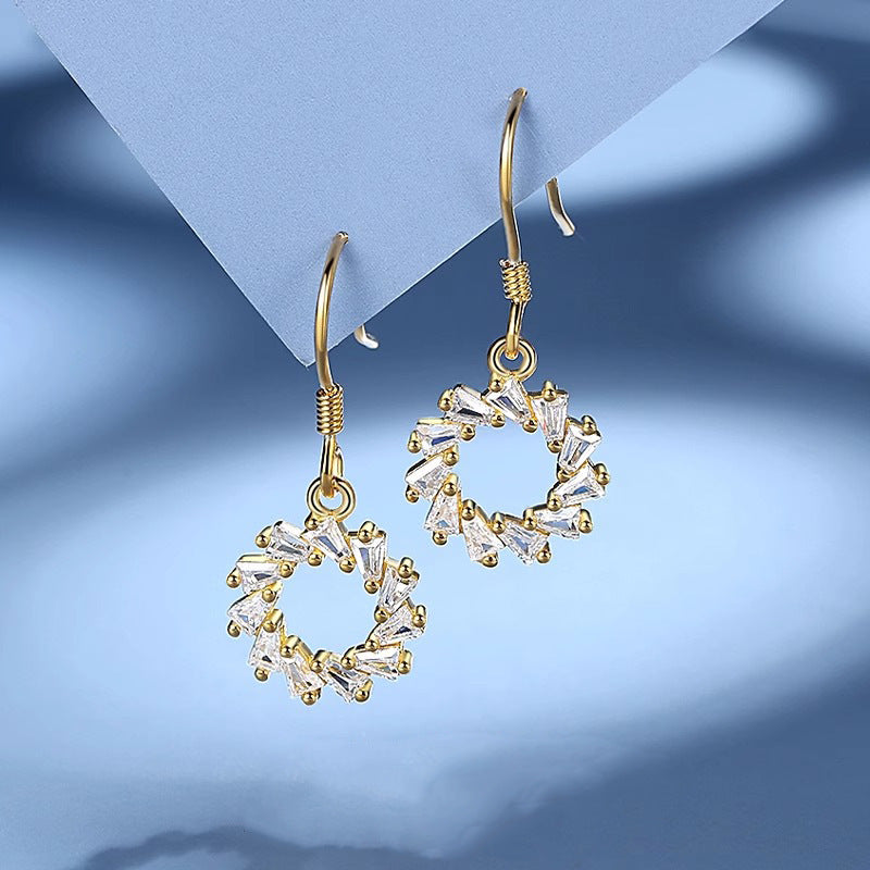 Stunning Earring for Daily Wear