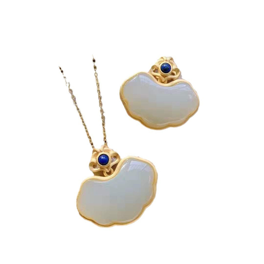 Elegant Silver Necklace for Every Occasion