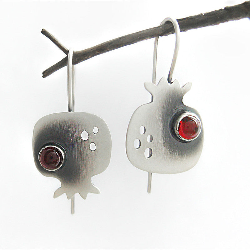 Charming Silver Earring for Any Occasion