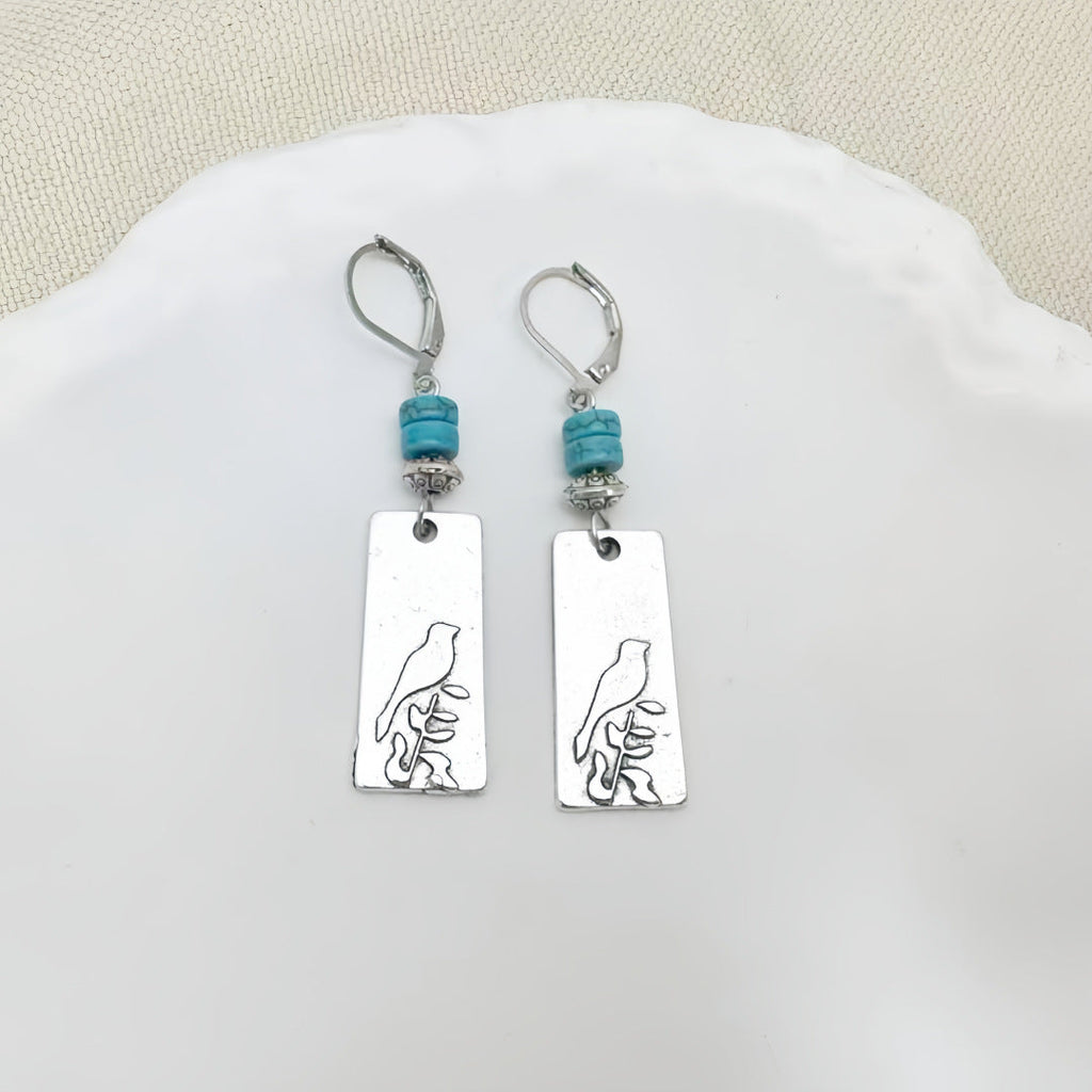 Charming Earring for Any Occasion