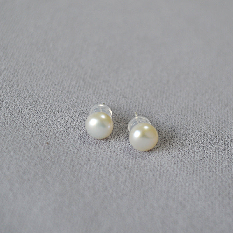 Stunning Pearl Earring for Daily Wear
