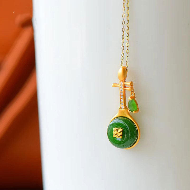 Romantic Silver Necklace for Special Moments