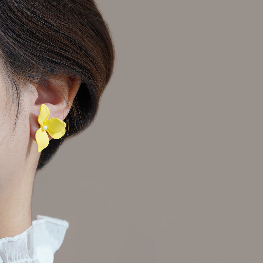 Romantic Earring for Special Moments
