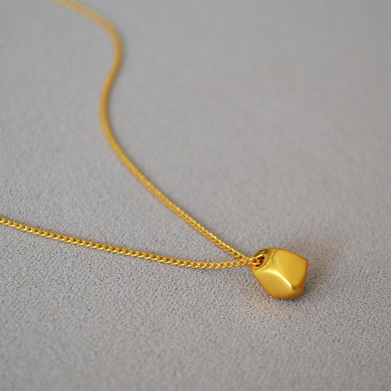 Elegant Gold Necklace for Every Occasion