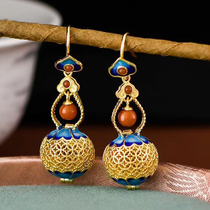 Stunning Gold Earring for Daily Wear
