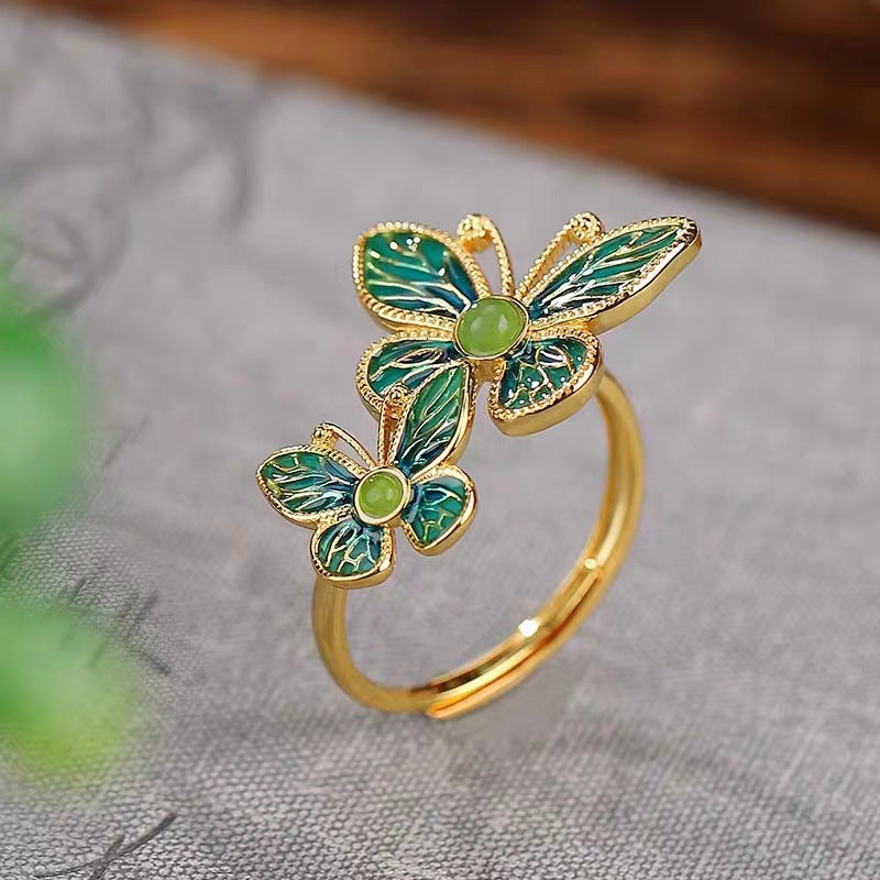 Charming Gold Ring for Any Occasion