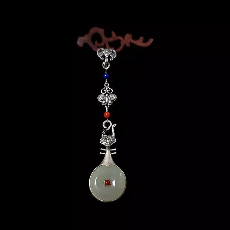 Stunning Silver Pendant for Daily Wear