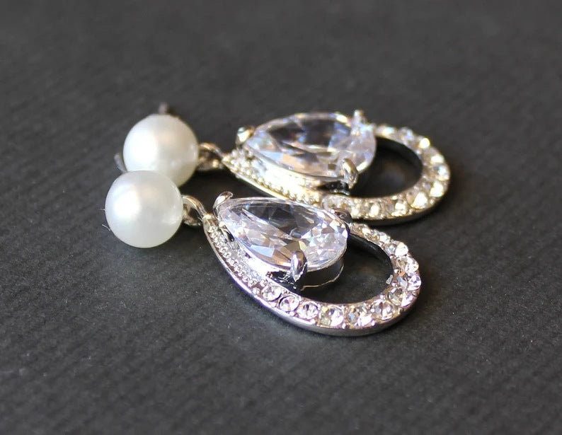 Classic Earring with Timeless Appeal