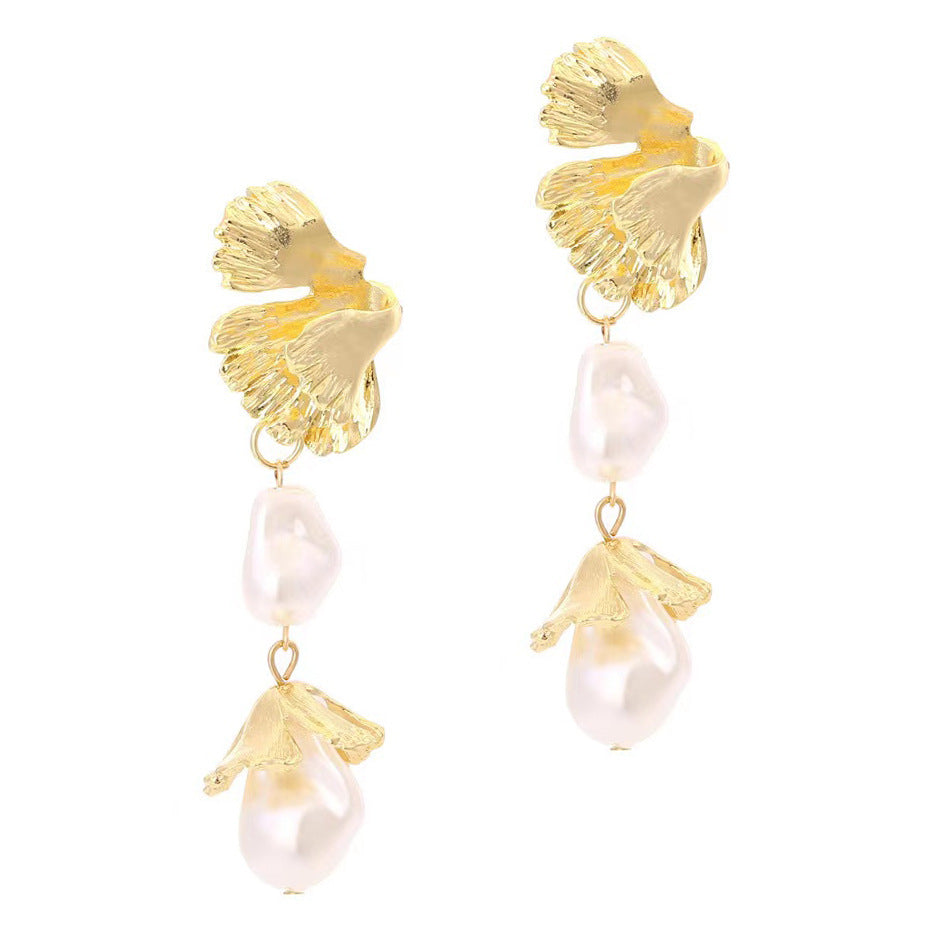Stunning Pearl Earring for Daily Wear