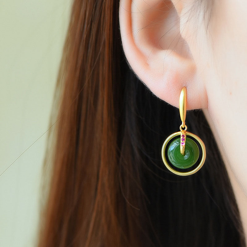 Elegant Silver Piece for Every Occasion