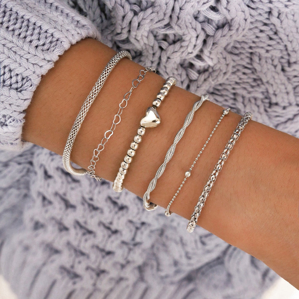 Beautiful Set with Unique Style