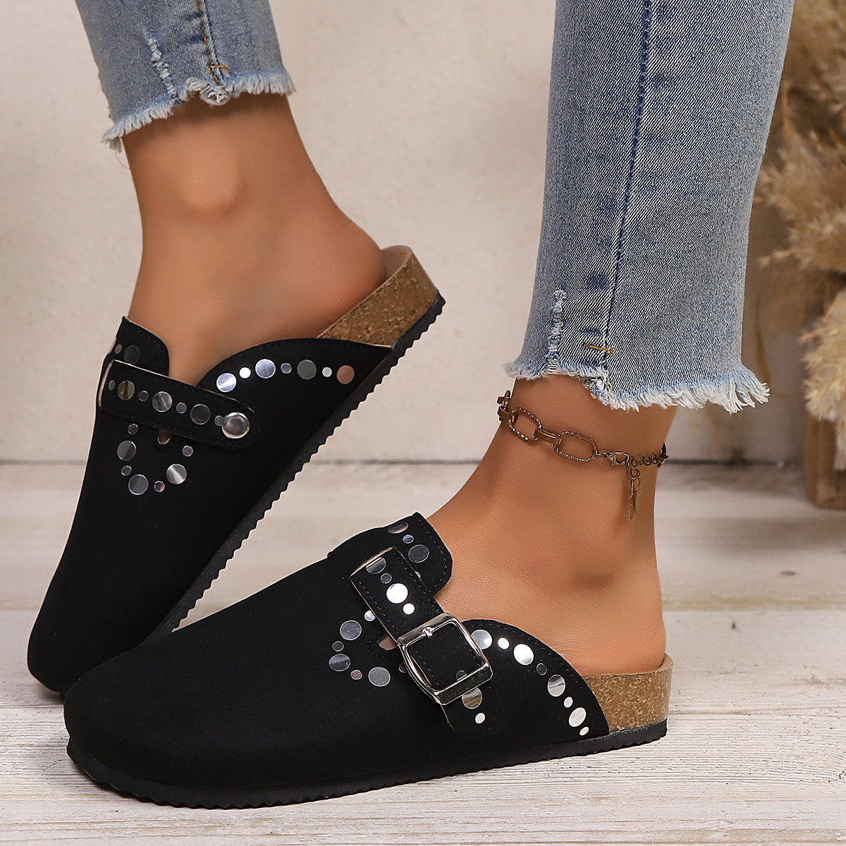 Graceful Orthopedic Shoes for Modern Look