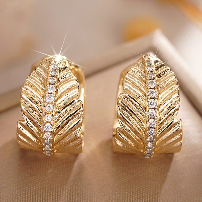 Charming Earring for Any Occasion