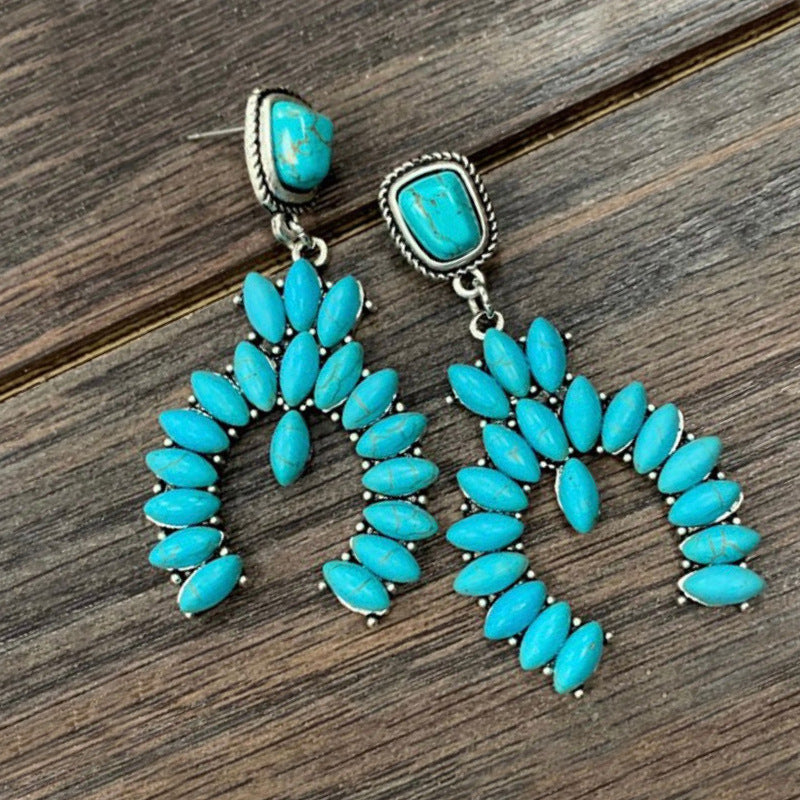 Elegant Earring for Every Occasion