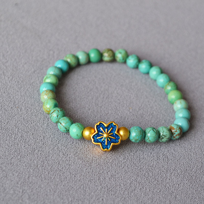 Classic Gold Bracelet with Timeless Appeal