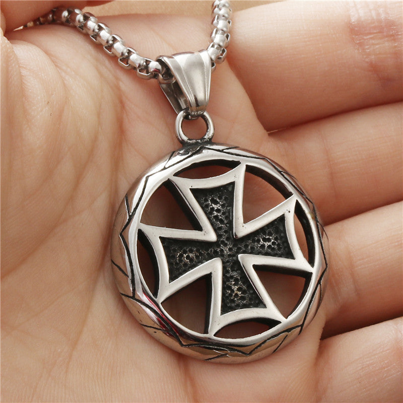 Elegant Pendant for Every Occasion