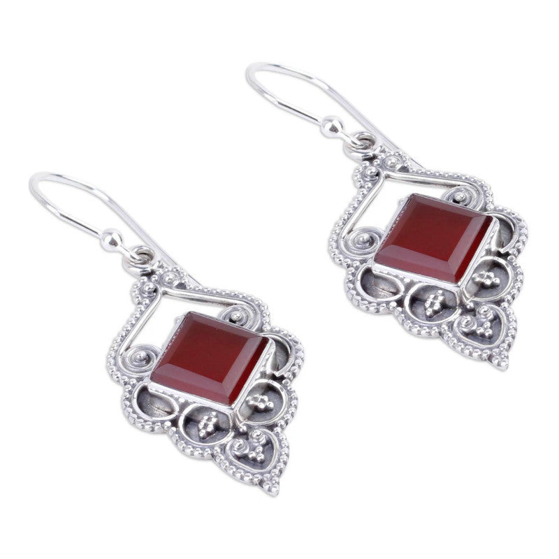 Romantic Silver Earring for Special Moments