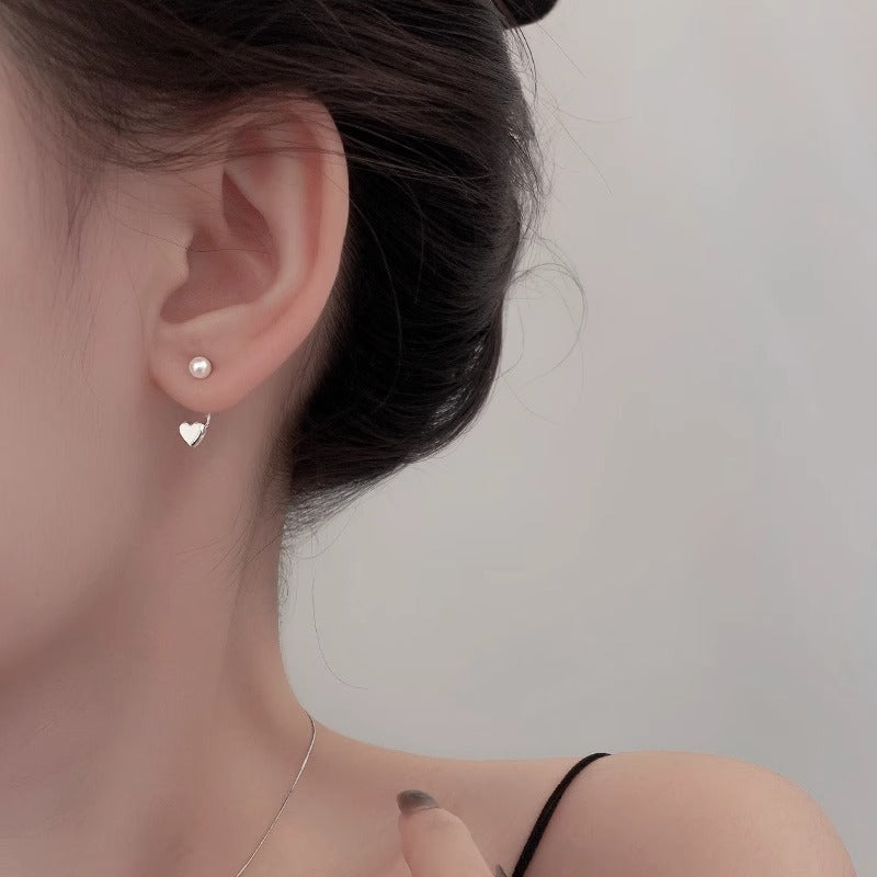 Classic Pearl Earring with Timeless Appeal