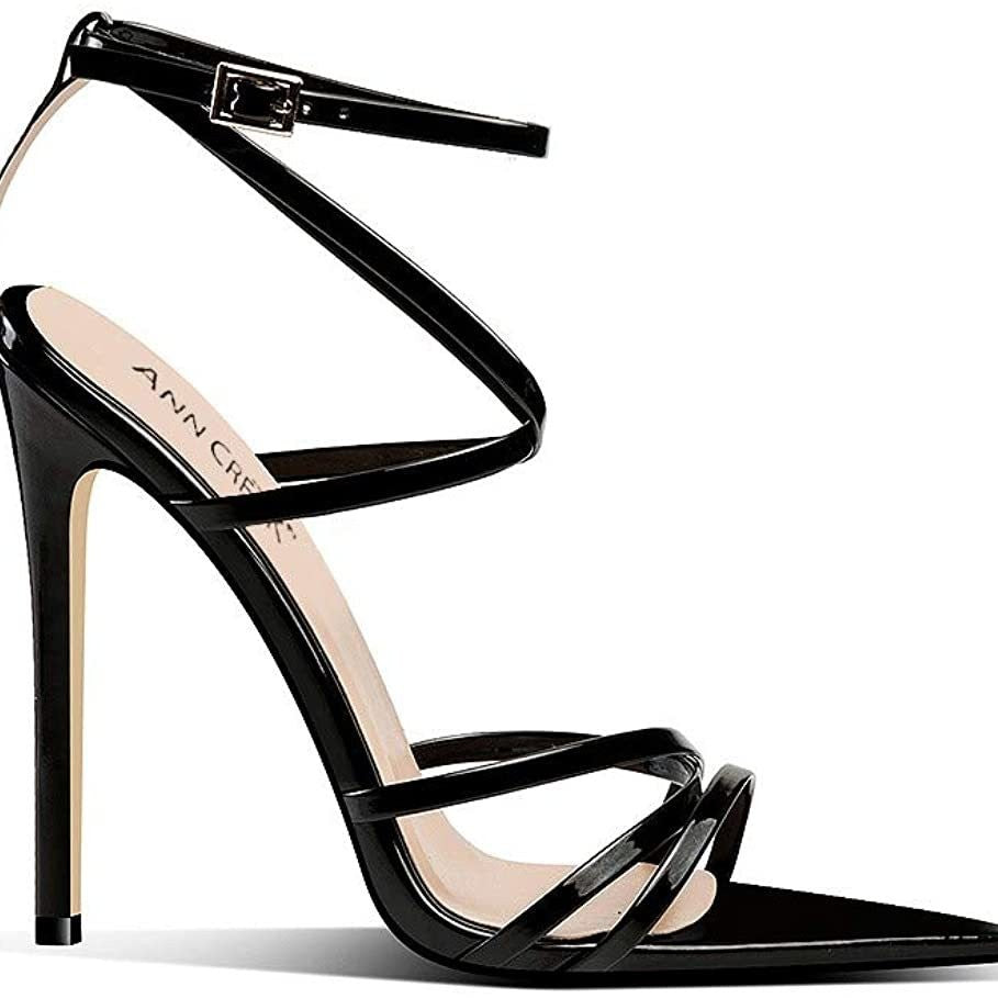 Graceful Orthopedic Sandals for Modern Look