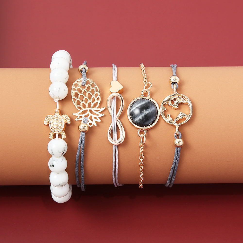 Beautiful Set with Unique Style