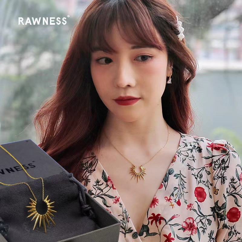 Classic Gold Necklace with Timeless Appeal