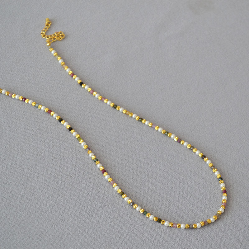 Classic Pearl Necklace with Timeless Appeal