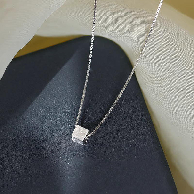Stunning Necklace for Daily Wear