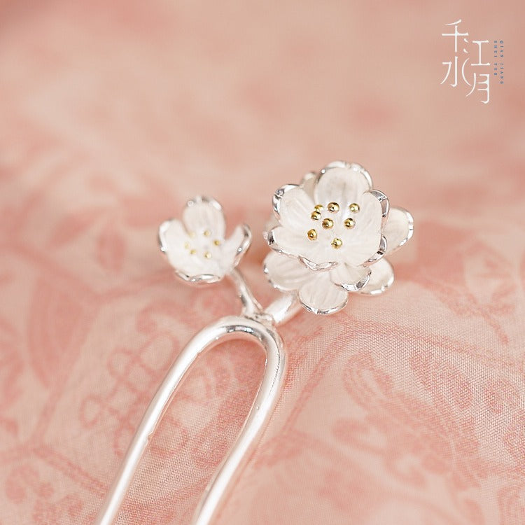 Elegant Silver Piece for Every Occasion