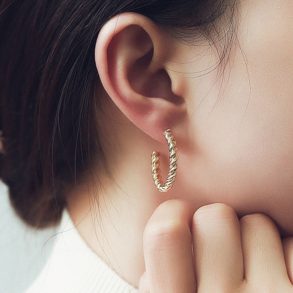 Beautiful Gold Earring with Unique Style